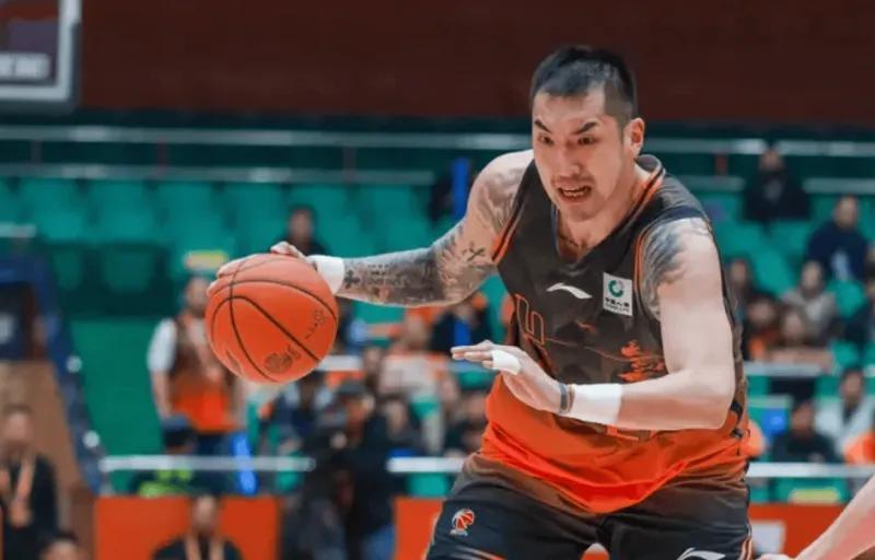 BB体育-陶汉林专访曝内幕!19年被豪门邀请,合同到期后退役与续约二选一